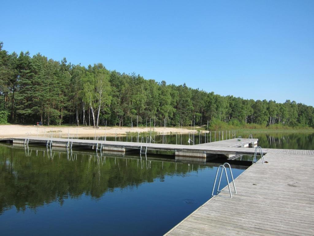 Resort Piaseczno Розплуце Екстериор снимка