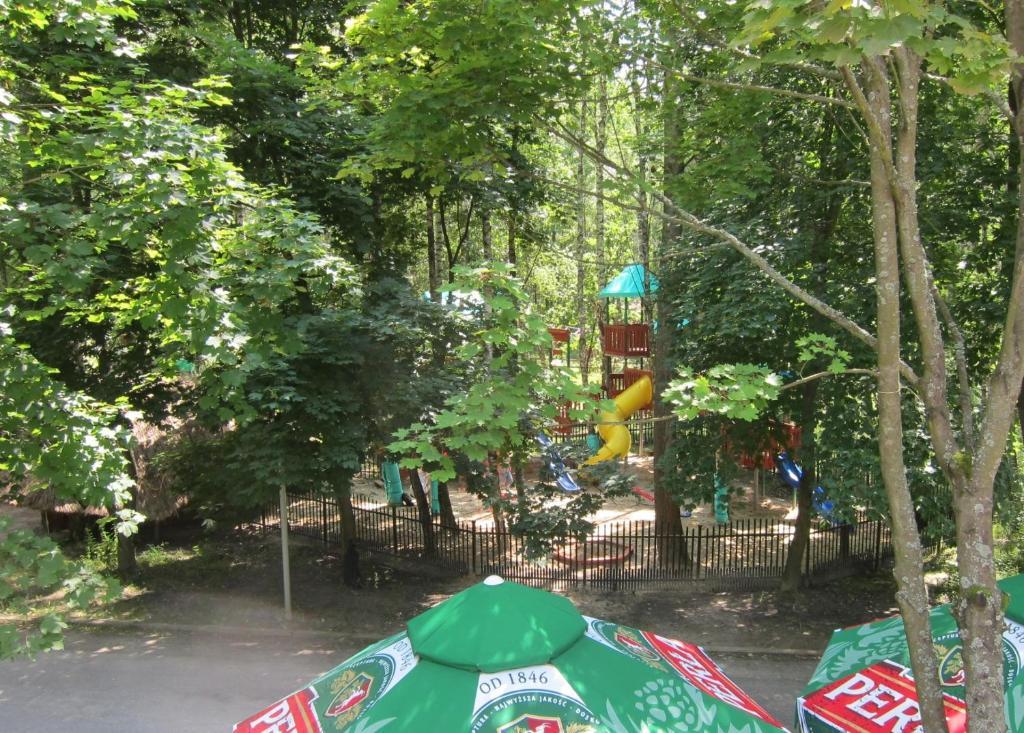 Resort Piaseczno Розплуце Екстериор снимка