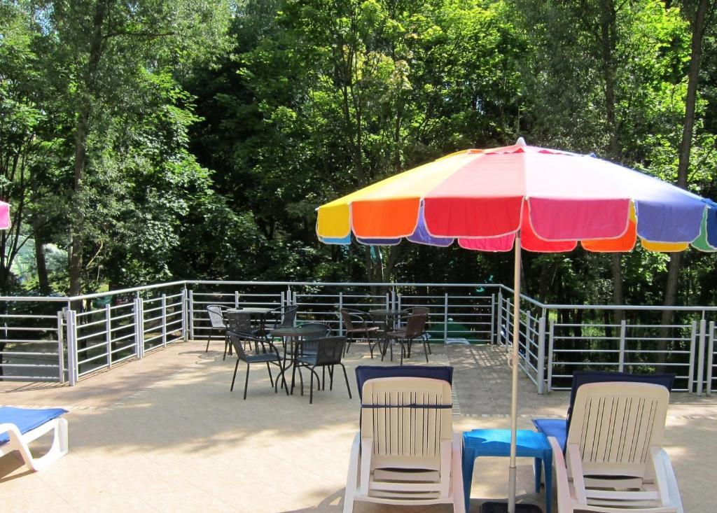 Resort Piaseczno Розплуце Екстериор снимка