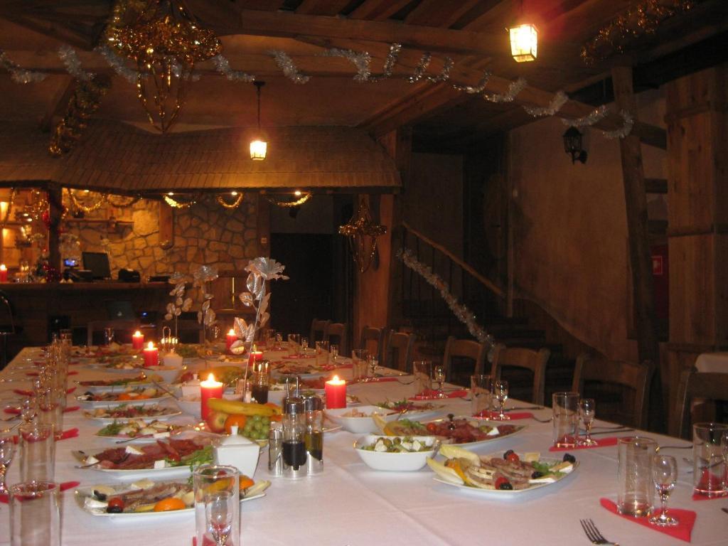 Resort Piaseczno Розплуце Екстериор снимка