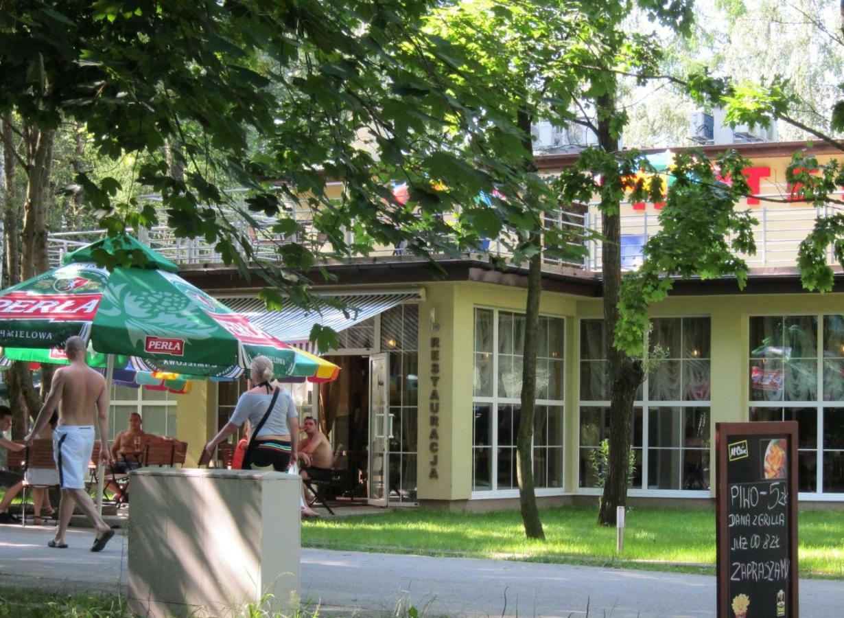 Resort Piaseczno Розплуце Екстериор снимка